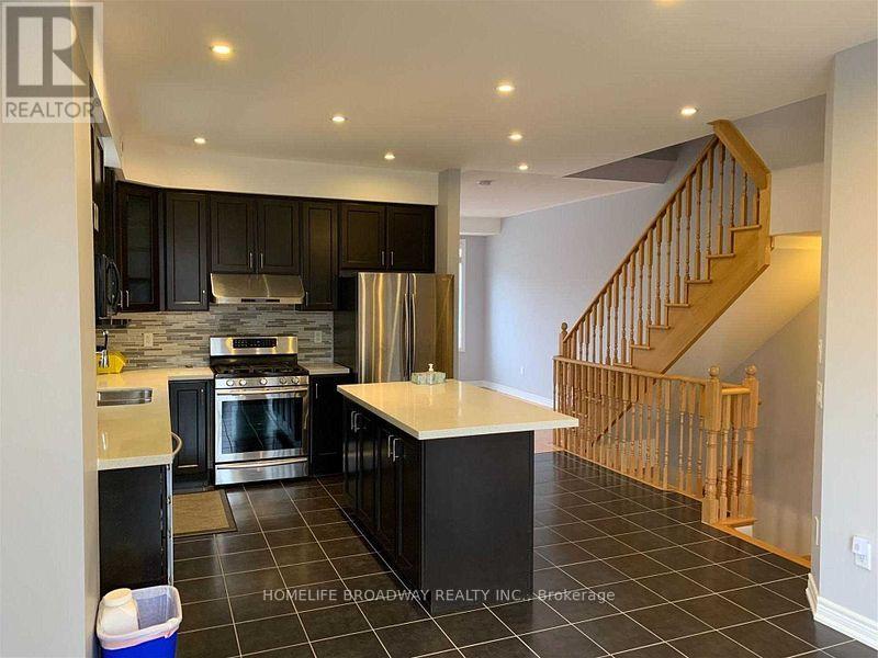 5 Toulouse Court, Markham (Cornell), Ontario  L6B 0X8 - Photo 6 - N12432018