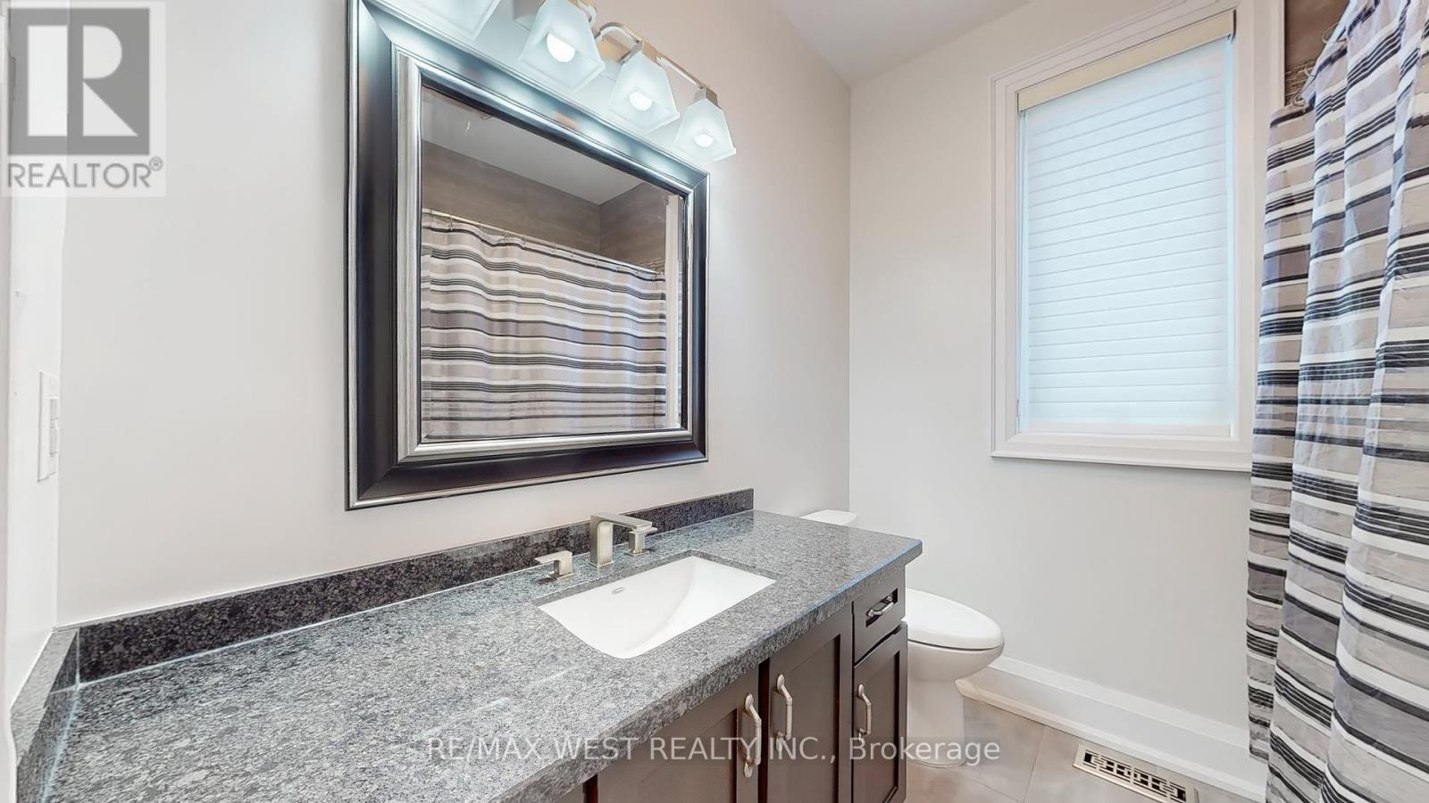 30 Goodman Crescent, Vaughan, Ontario  L6A 1E8 - Photo 13 - N12432041