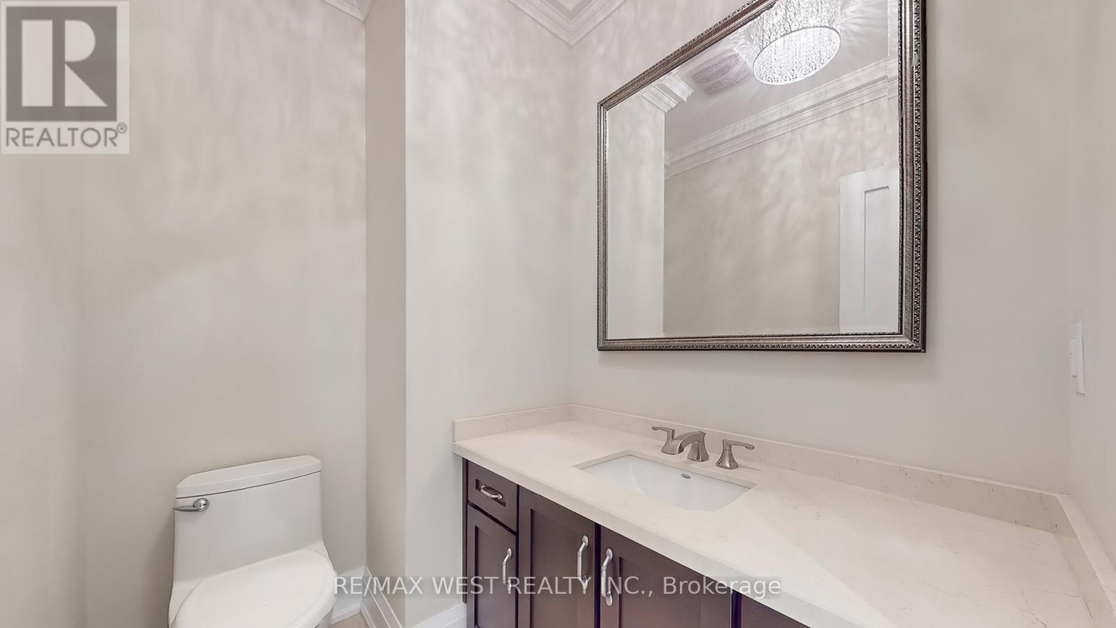 30 Goodman Crescent, Vaughan, Ontario  L6A 1E8 - Photo 15 - N12432041