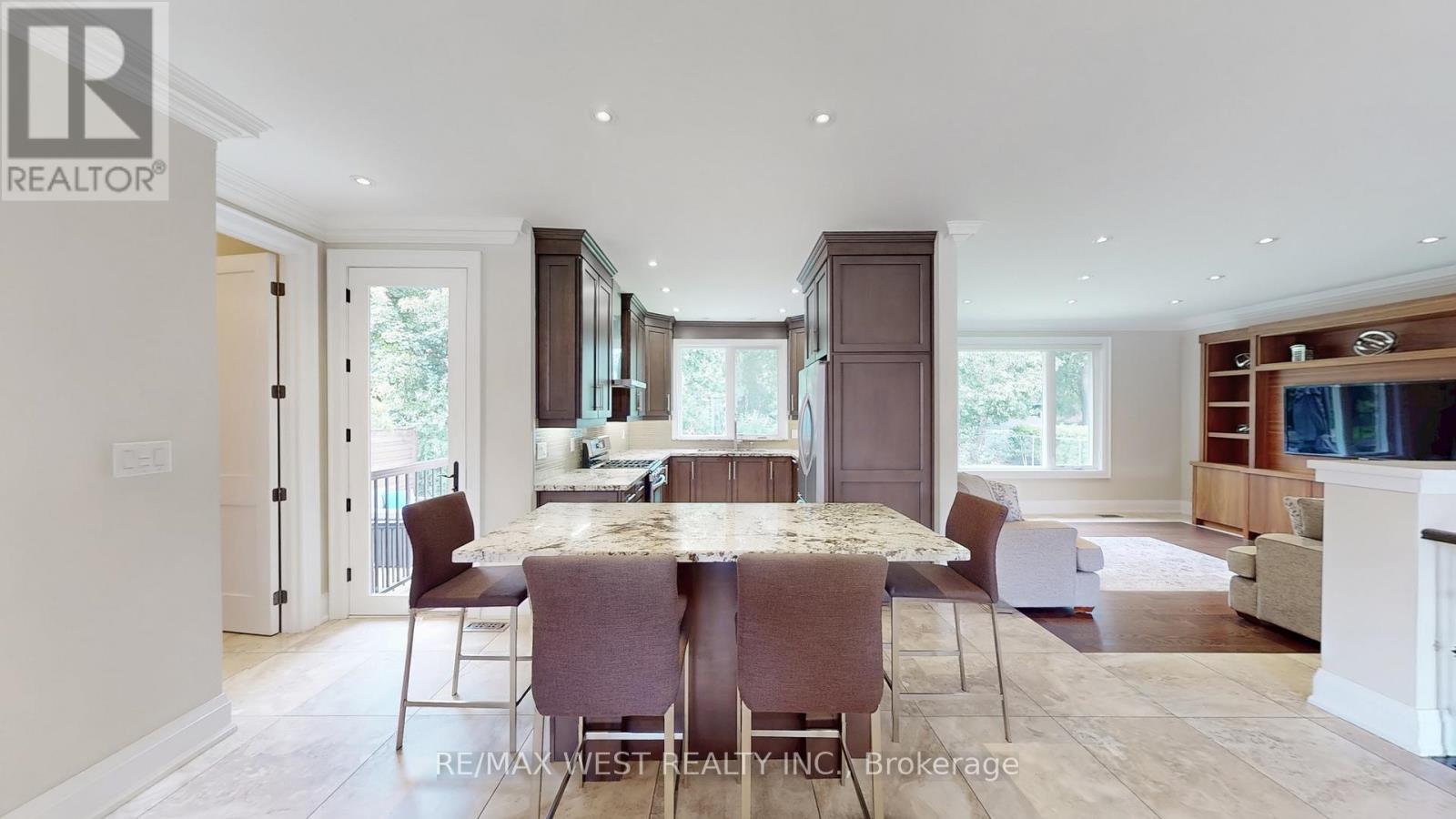 30 Goodman Crescent, Vaughan, Ontario  L6A 1E8 - Photo 16 - N12432041