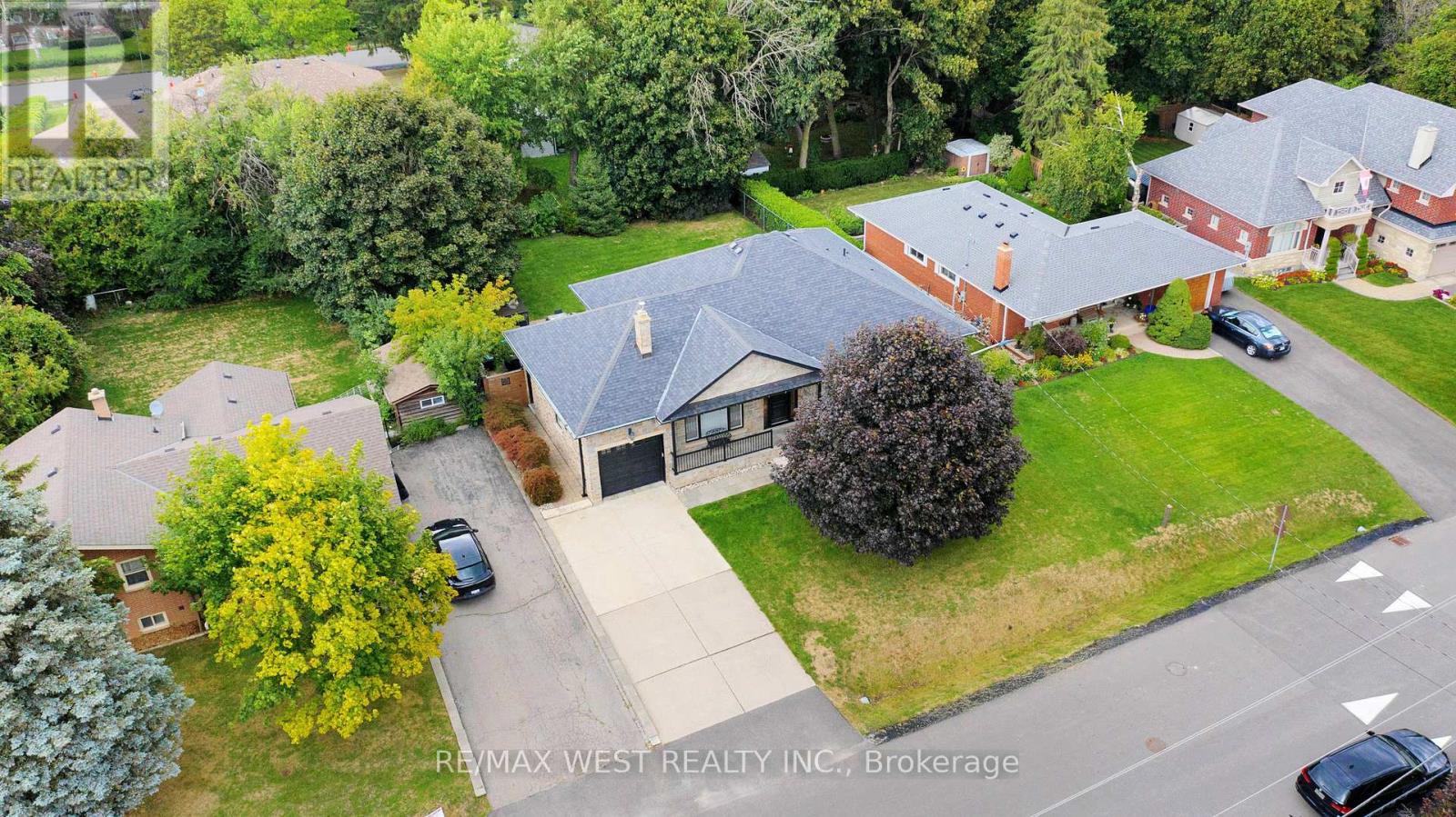 30 Goodman Crescent, Vaughan, Ontario  L6A 1E8 - Photo 27 - N12432041