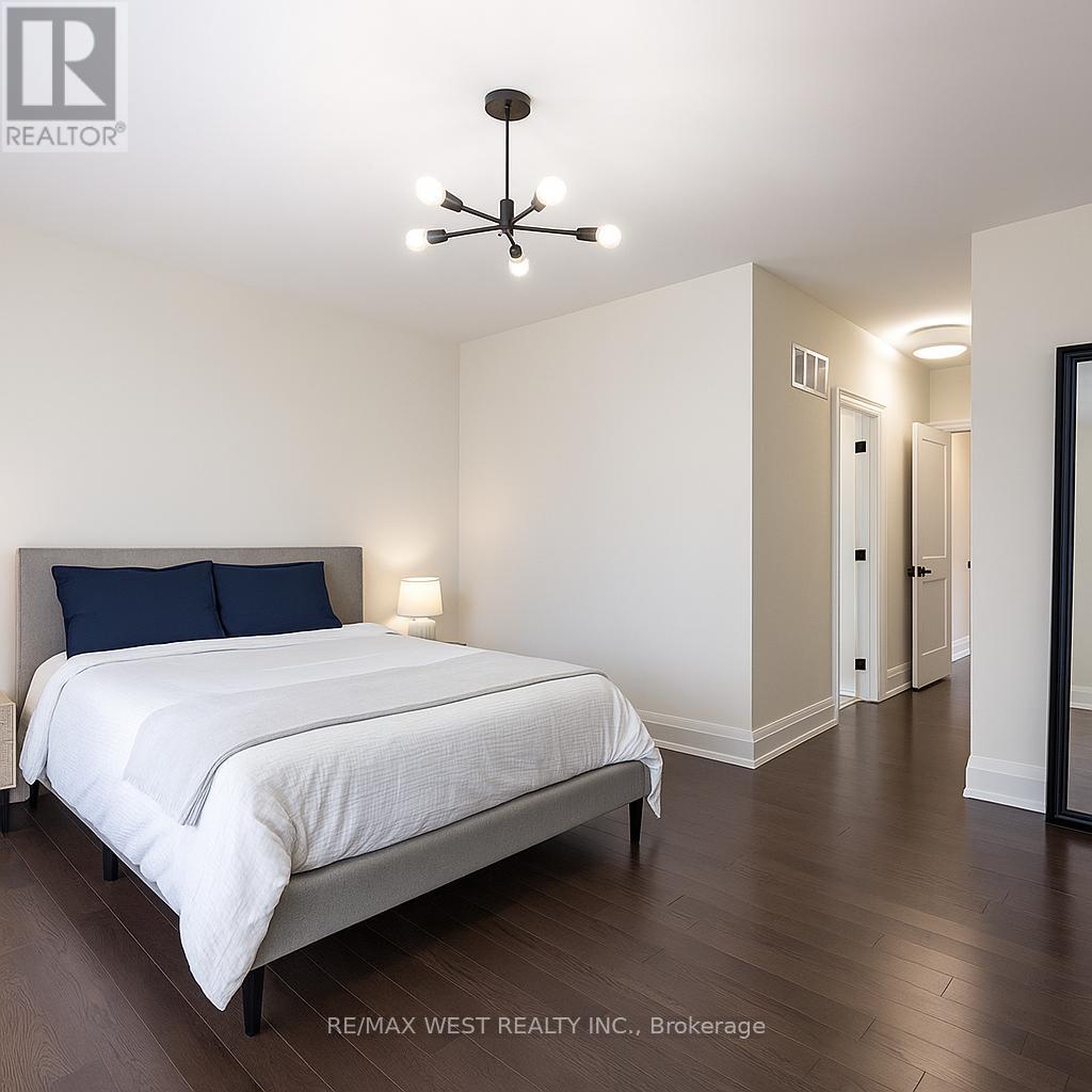 30 Goodman Crescent, Vaughan, Ontario  L6A 1E8 - Photo 9 - N12432041