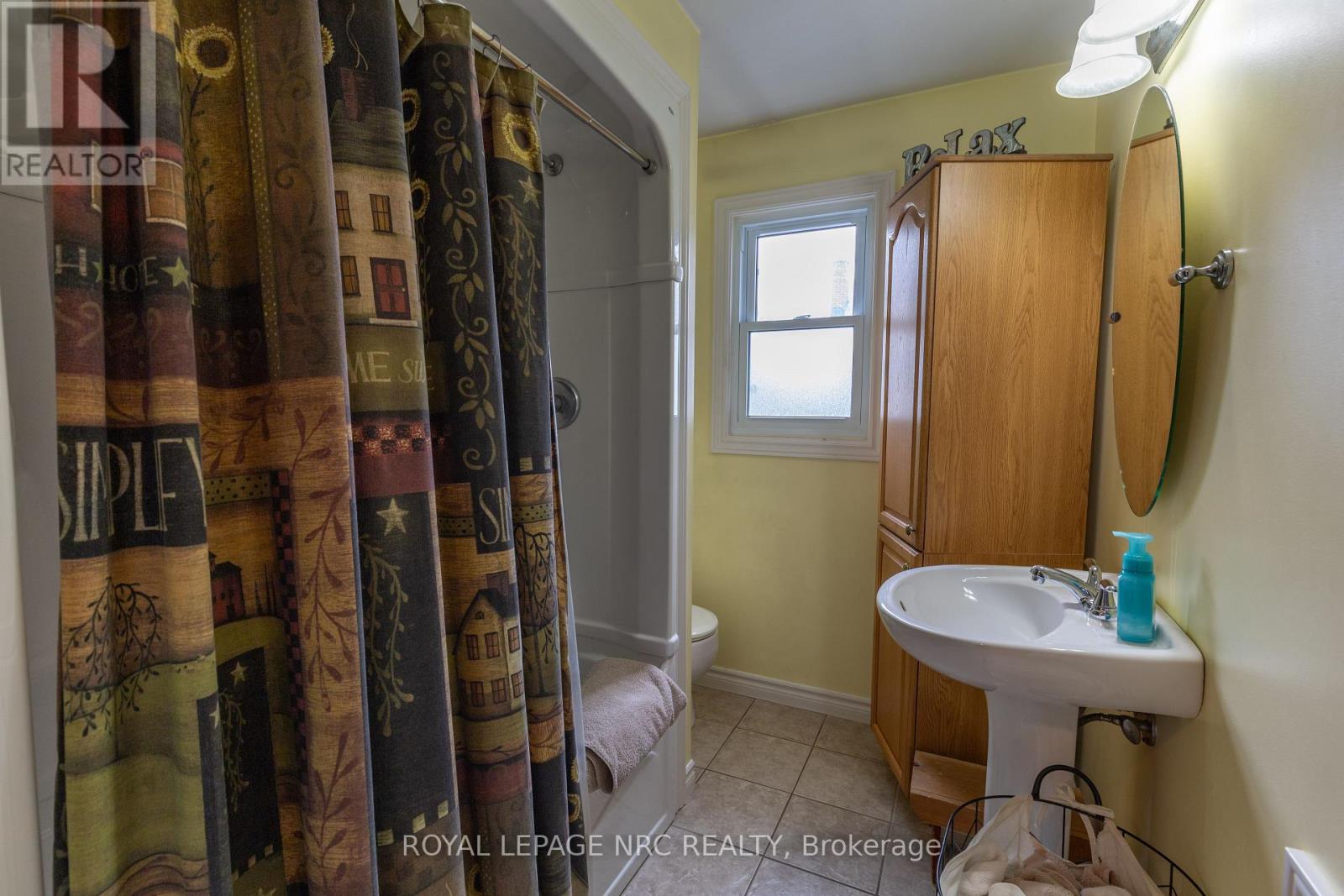 248 Bell Street, Port Colborne, Ontario  L3K 1J4 - Photo 13 - X12432180