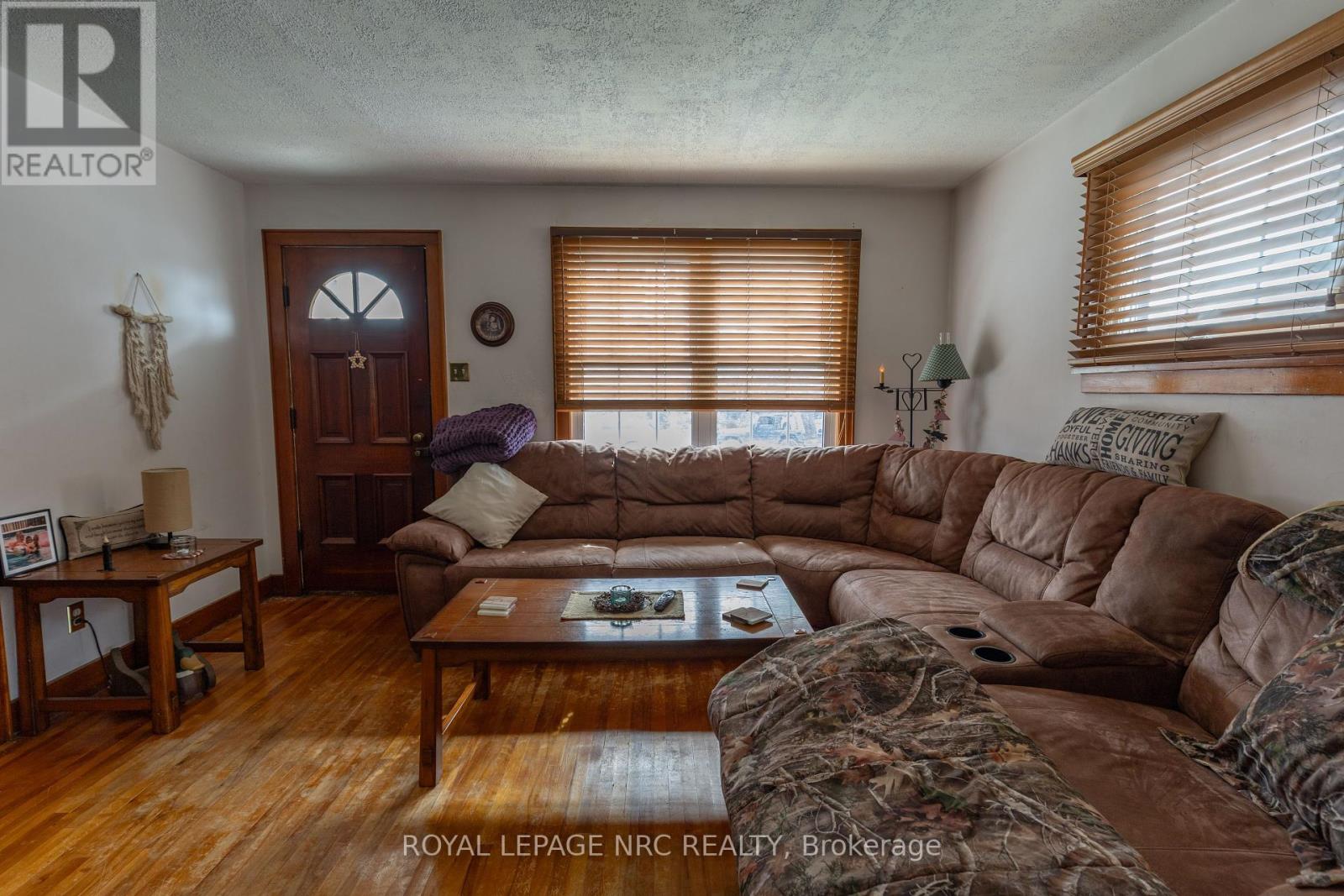 248 Bell Street, Port Colborne, Ontario  L3K 1J4 - Photo 4 - X12432180