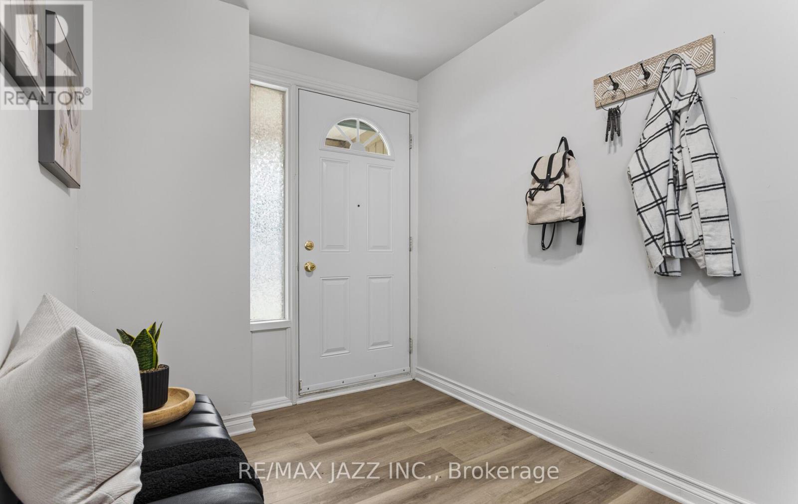 95 - 1330 Trowbridge Drive, Oshawa, Ontario  L1G 7L1 - Photo 2 - E12432077
