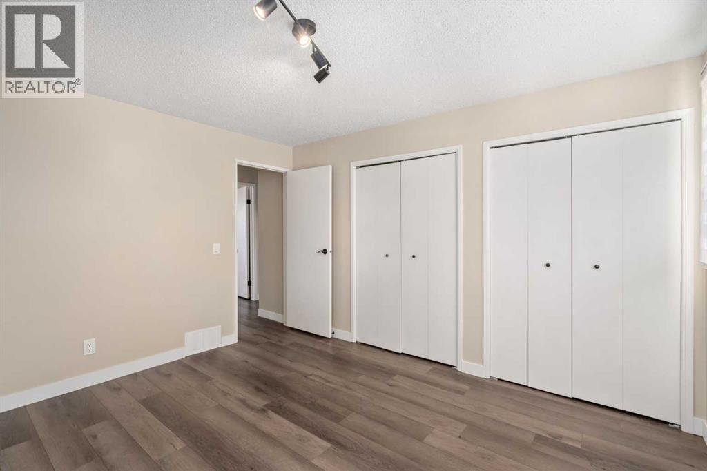 71 Riverbend Drive Se, Calgary, Alberta  T2C 3S5 - Photo 8 - A2259991
