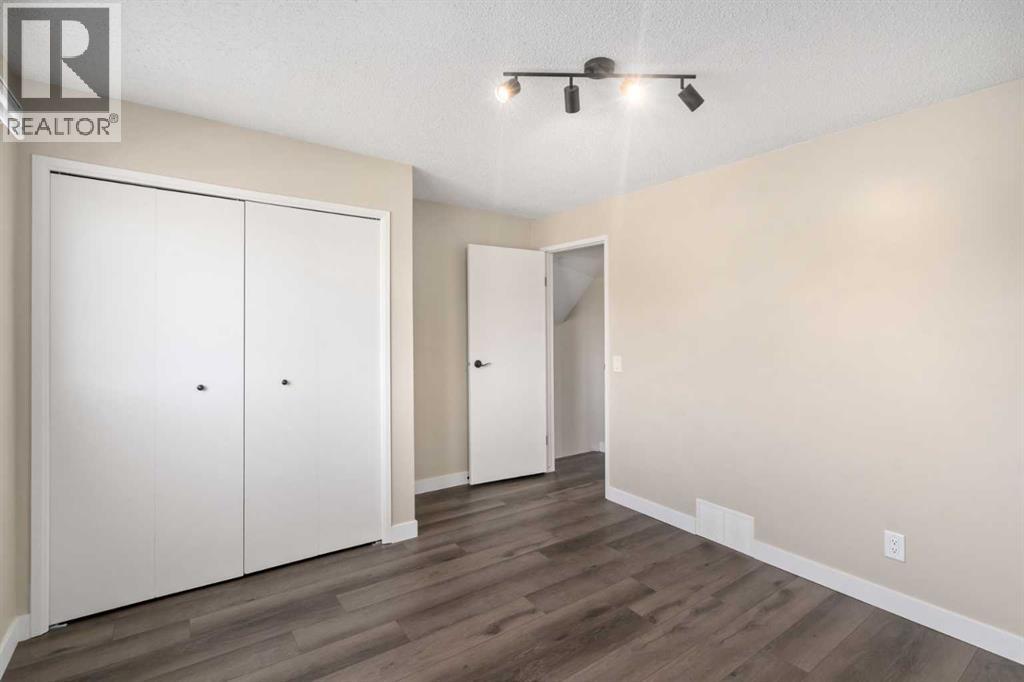 71 Riverbend Drive Se, Calgary, Alberta  T2C 3S5 - Photo 11 - A2259991