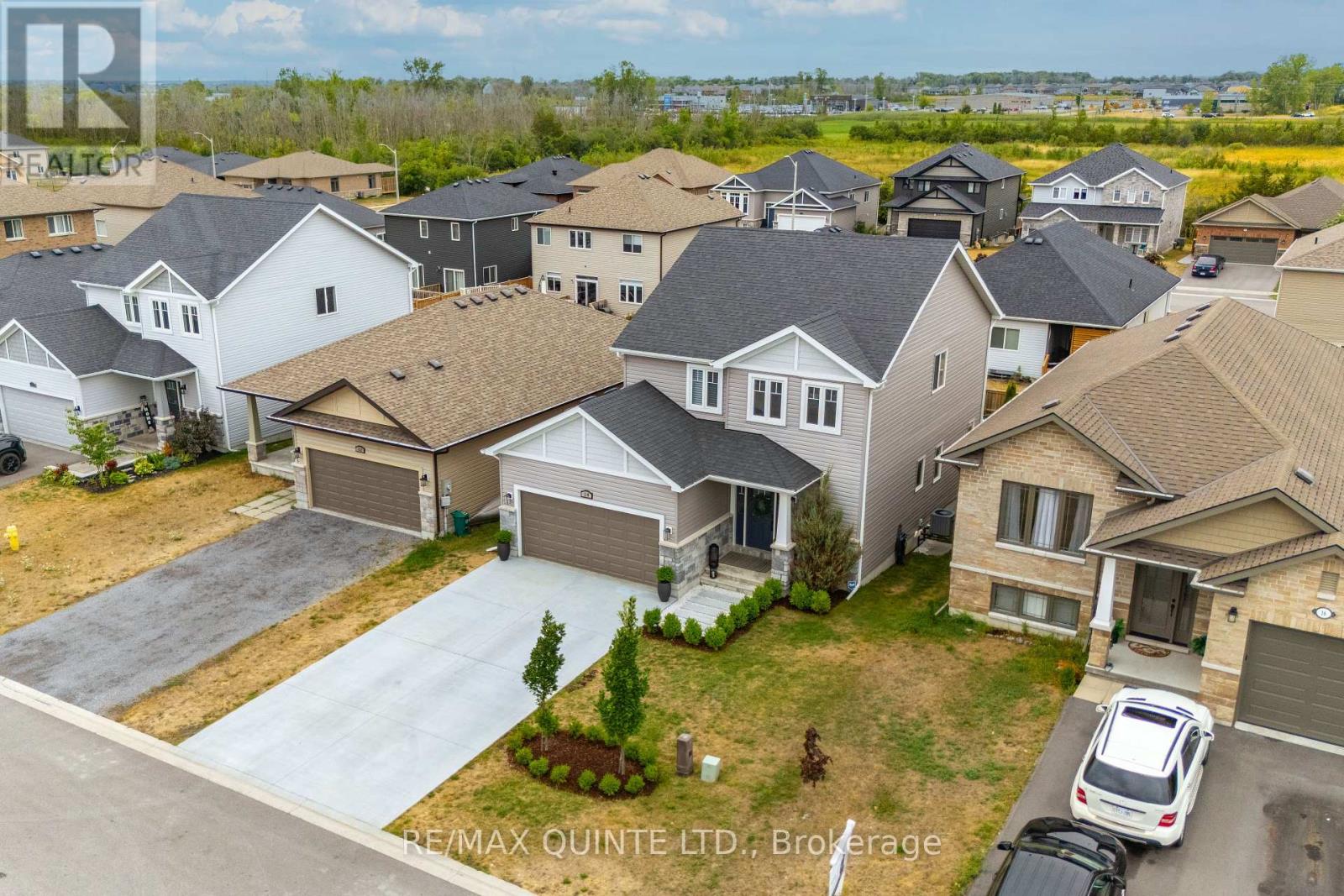 14 Cypress Drive, Belleville, Ontario  K8N 0J6 - Photo 2 - X12432166
