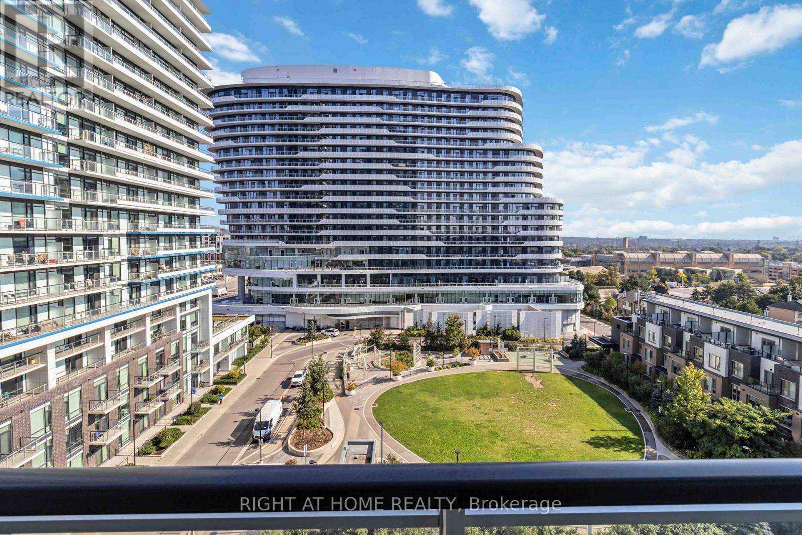 811 - 2560 Eglinton Avenue W, Mississauga, Ontario  L5M 0Y3 - Photo 19 - W12432022