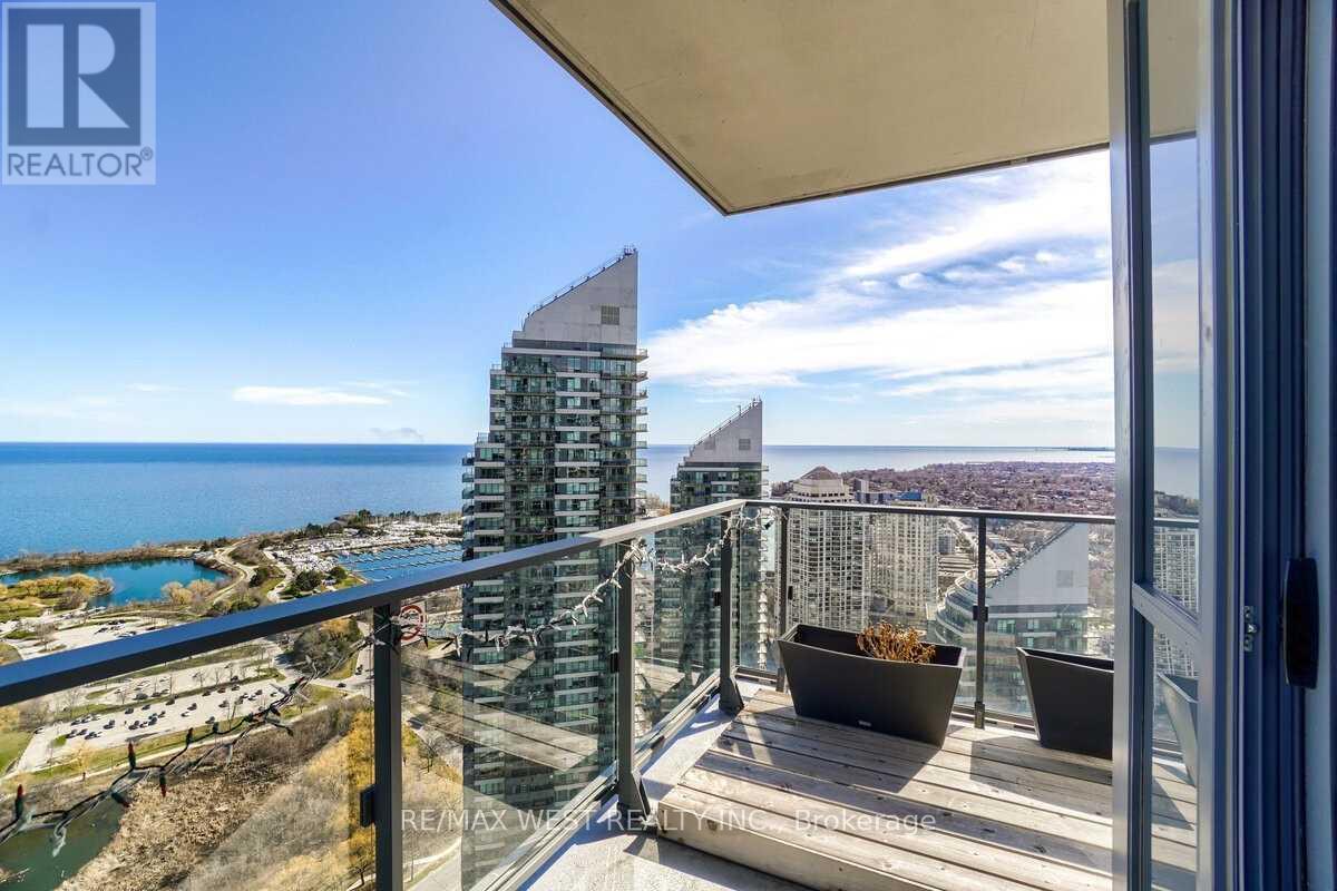 4009 - 2220 LAKE SHORE BOULEVARD W, Toronto, Ontario