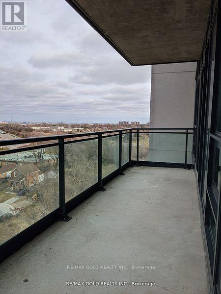 801 - 100 John Street, Brampton, Ontario  L6W 0A8 - Photo 13 - W12432069