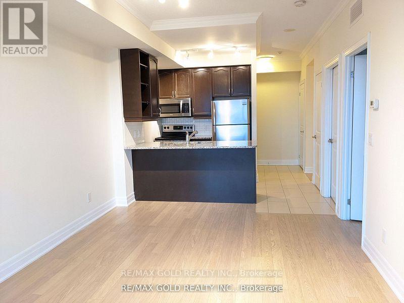 801 - 100 John Street, Brampton, Ontario  L6W 0A8 - Photo 21 - W12432069