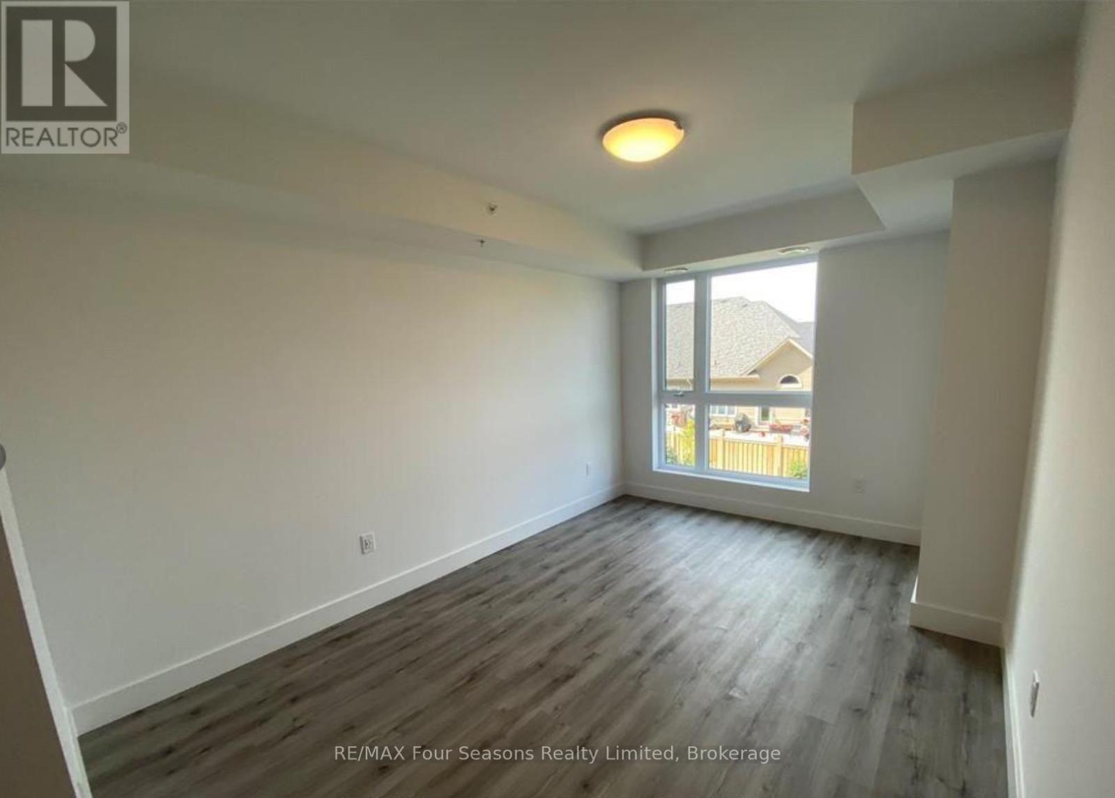213 - 4 Kimberly Lane, Collingwood, Ontario  L9Y 1E4 - Photo 15 - S12377144