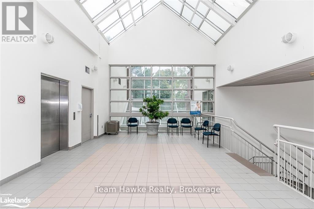 204 - 240 Penetanguishene Road, Midland, Ontario  L4R 4P4 - Photo 15 - S12432224