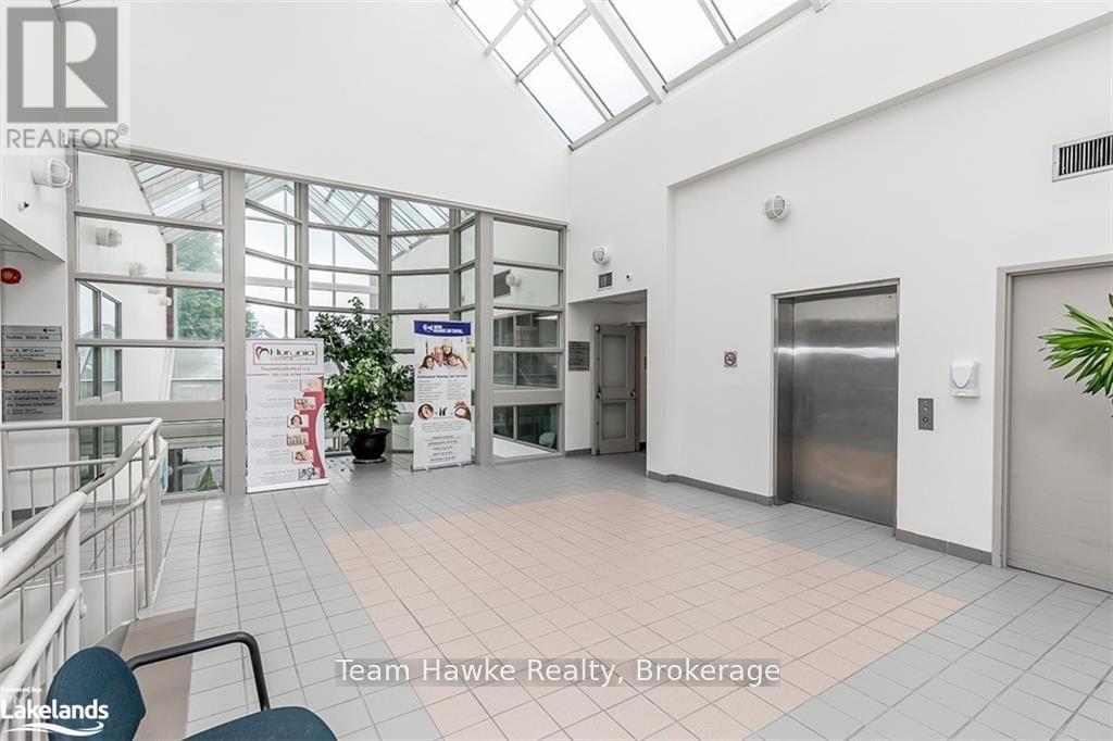 204 - 240 Penetanguishene Road, Midland, Ontario  L4R 4P4 - Photo 17 - S12432224