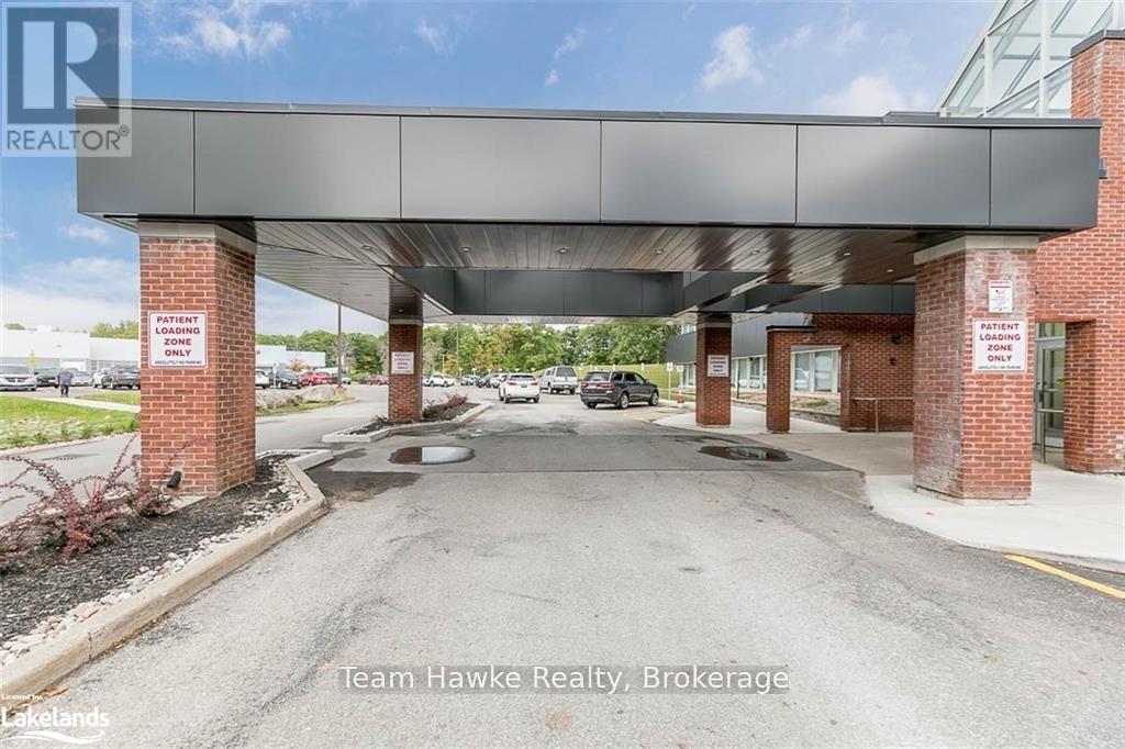 204 - 240 Penetanguishene Road, Midland, Ontario  L4R 4P4 - Photo 2 - S12432224