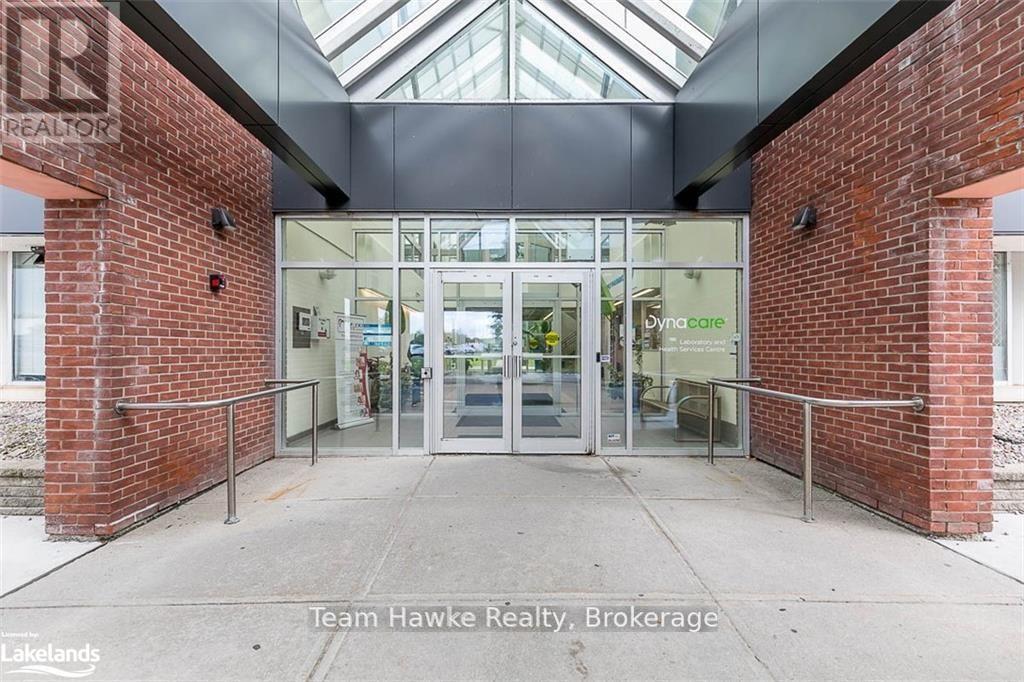 204 - 240 Penetanguishene Road, Midland, Ontario  L4R 4P4 - Photo 4 - S12432224