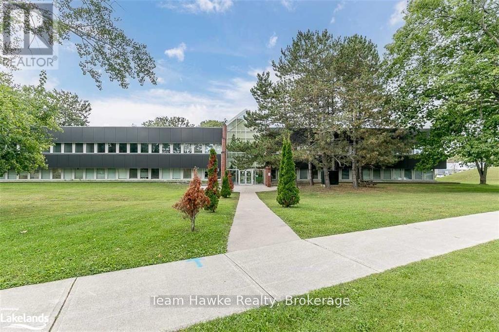 204 - 240 Penetanguishene Road, Midland, Ontario  L4R 4P4 - Photo 6 - S12432224