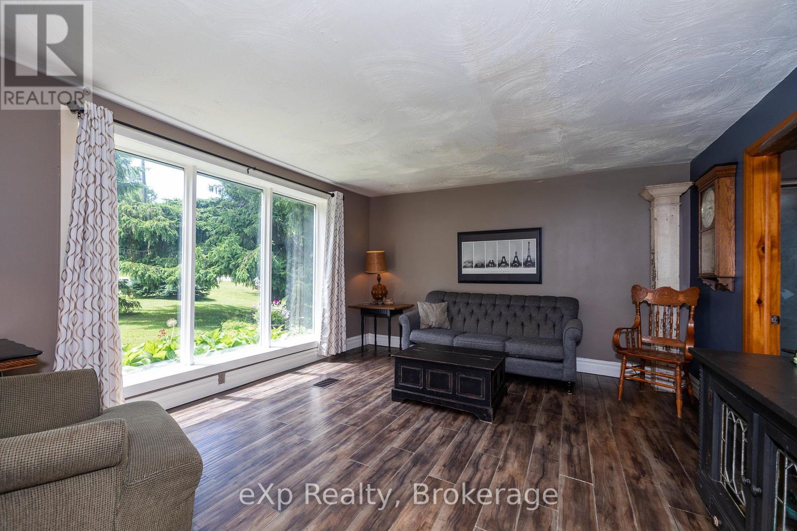 719015 6 Highway, Georgian Bluffs, Ontario  N0H 2K0 - Photo 10 - X12249121