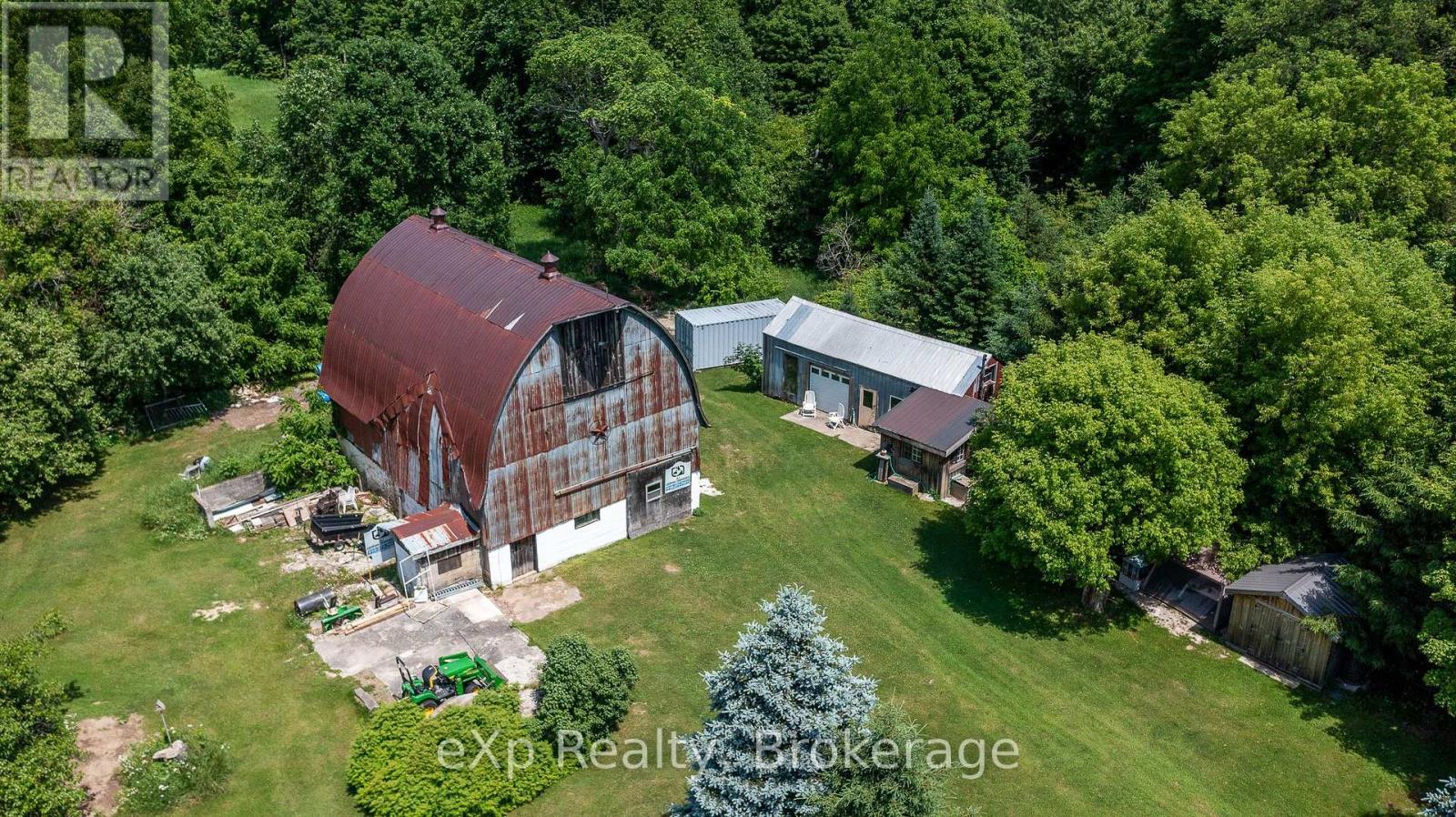 719015 6 Highway, Georgian Bluffs, Ontario  N0H 2K0 - Photo 31 - X12249121