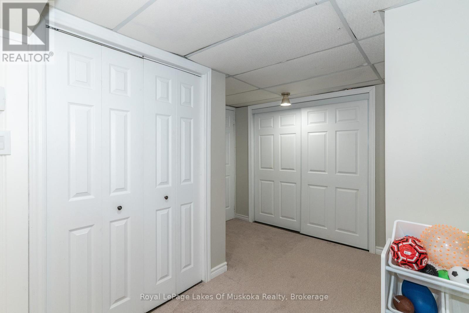 220 Alexander Street, Gravenhurst, Ontario  P1P 1A6 - Photo 32 - X12381715