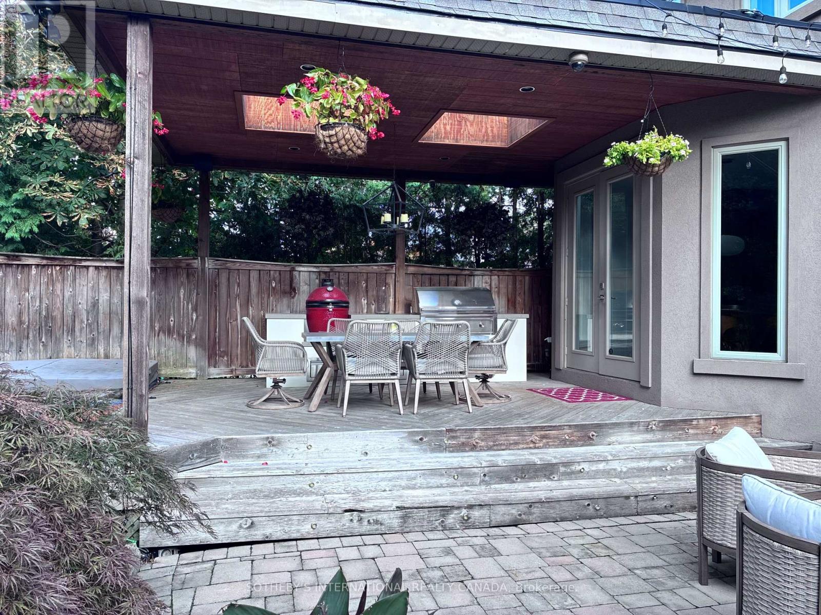 44 Meadowcrest Road, Toronto, Ontario  M8Z 2Y7 - Photo 31 - W12323025