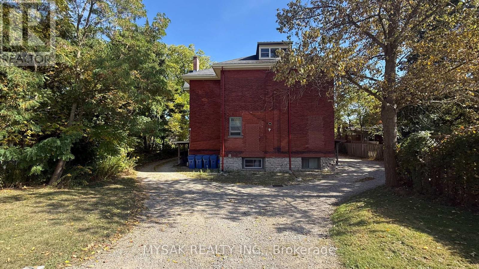 146 Church Street, Stratford, Ontario  N5A 2R5 - Photo 24 - X12432031