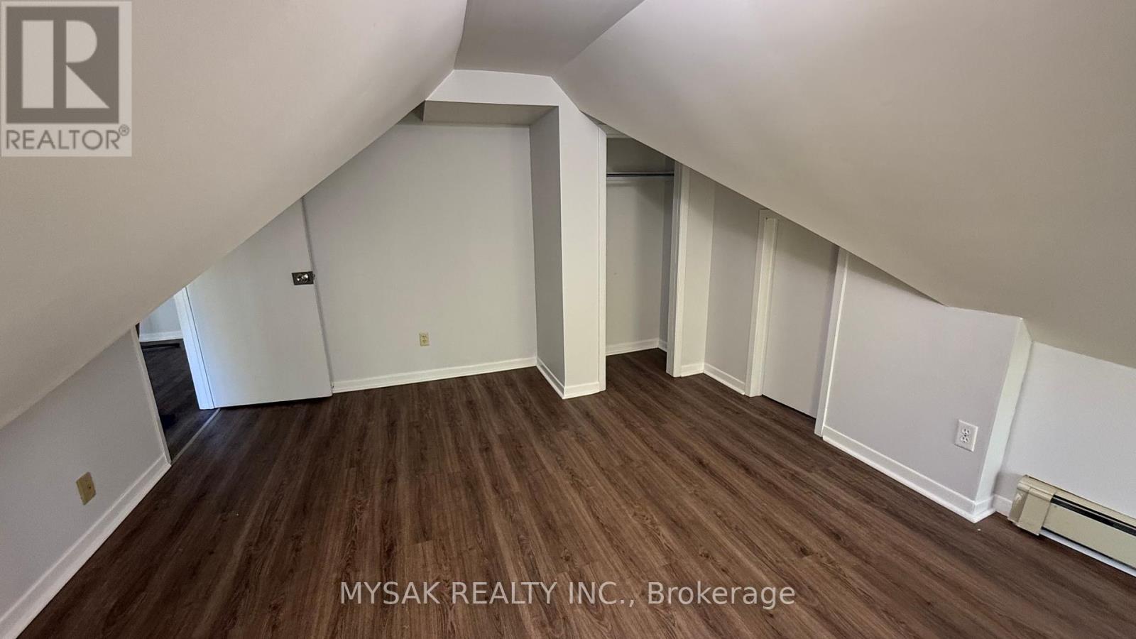 146 Church Street, Stratford, Ontario  N5A 2R5 - Photo 7 - X12432031