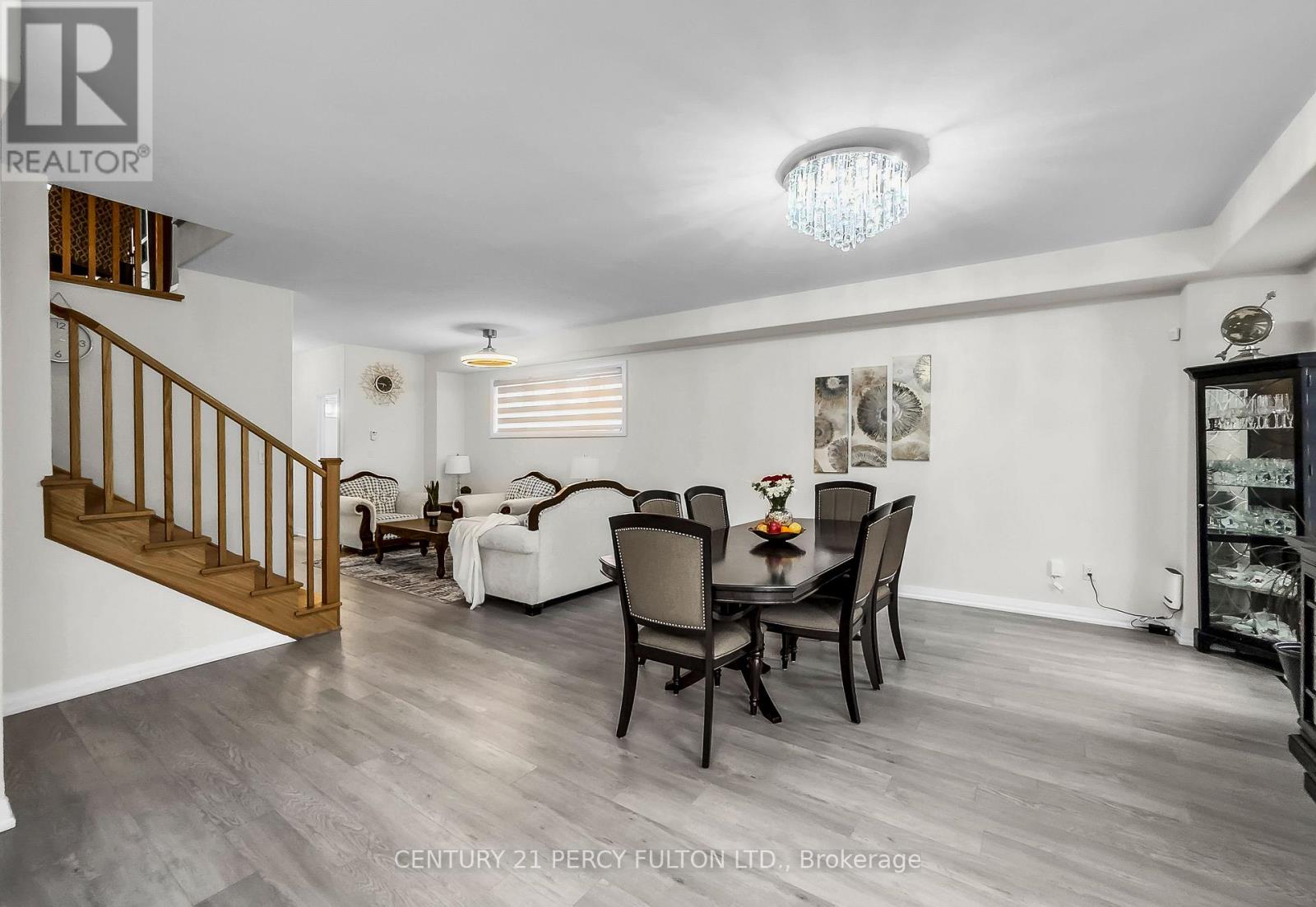 302 Cullen Trail, Peterborough, Ontario  K9H 0J8 - Photo 17 - X12432060