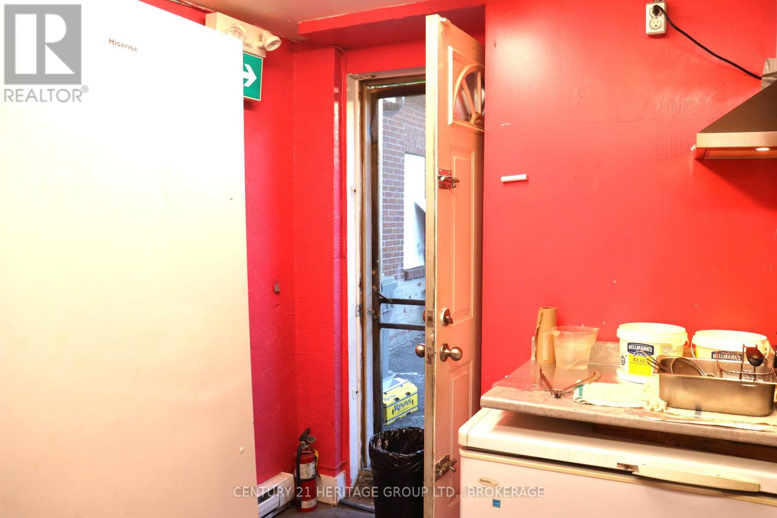 326 Princess Street, Kingston (Central City East), Ontario  K7L 1B6 - Photo 12 - X12422103