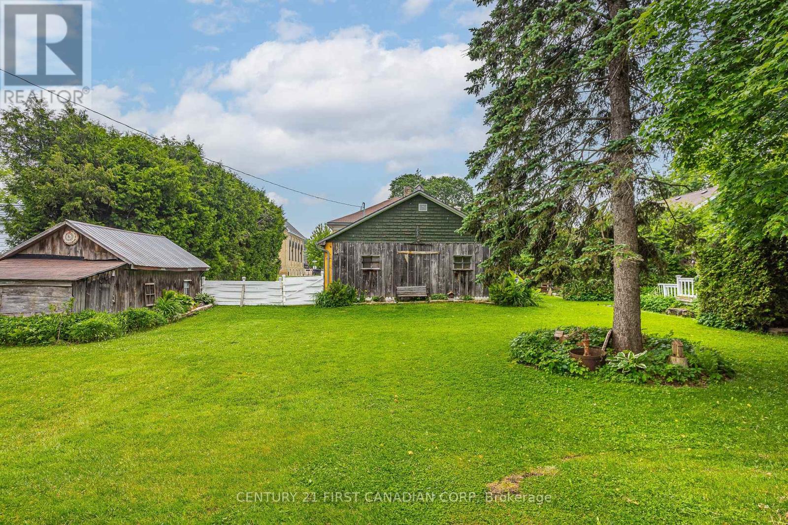 77 Main Street S, South Huron, Ontario  N0M 1S3 - Photo 39 - X12210255