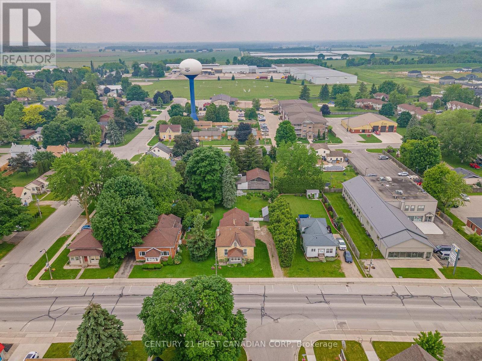 77 Main Street S, South Huron, Ontario  N0M 1S3 - Photo 46 - X12210255