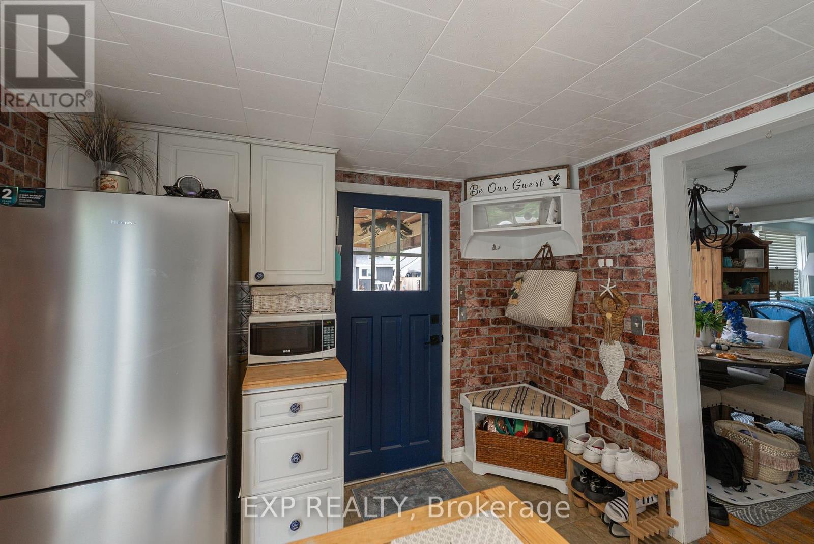3791 Fairfield Avenue, Fort Erie, Ontario  L0S 1B0 - Photo 21 - X12431495