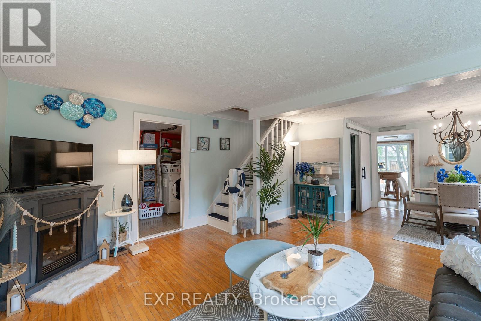 3791 Fairfield Avenue, Fort Erie, Ontario  L0S 1B0 - Photo 14 - X12431495