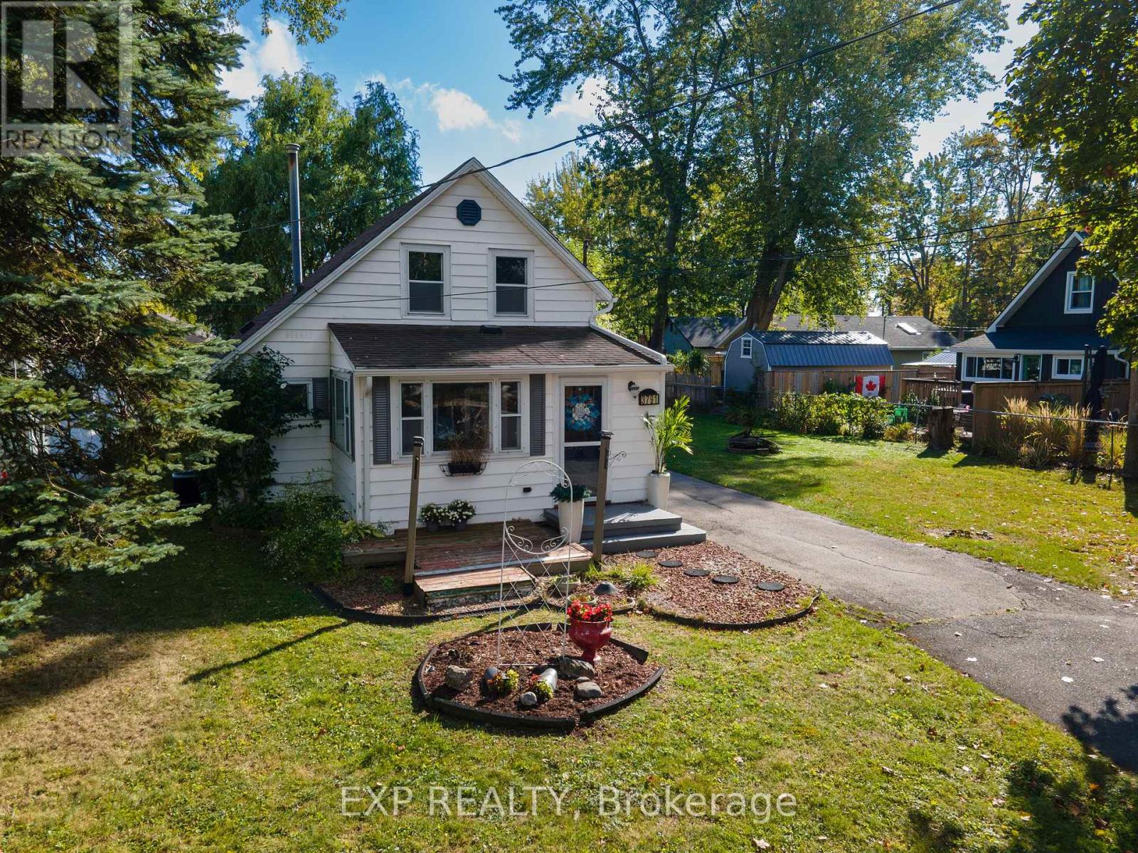 3791 Fairfield Avenue, Fort Erie, Ontario  L0S 1B0 - Photo 2 - X12431495