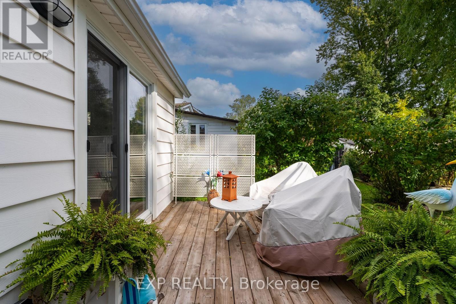 3791 Fairfield Avenue, Fort Erie, Ontario  L0S 1B0 - Photo 34 - X12431495