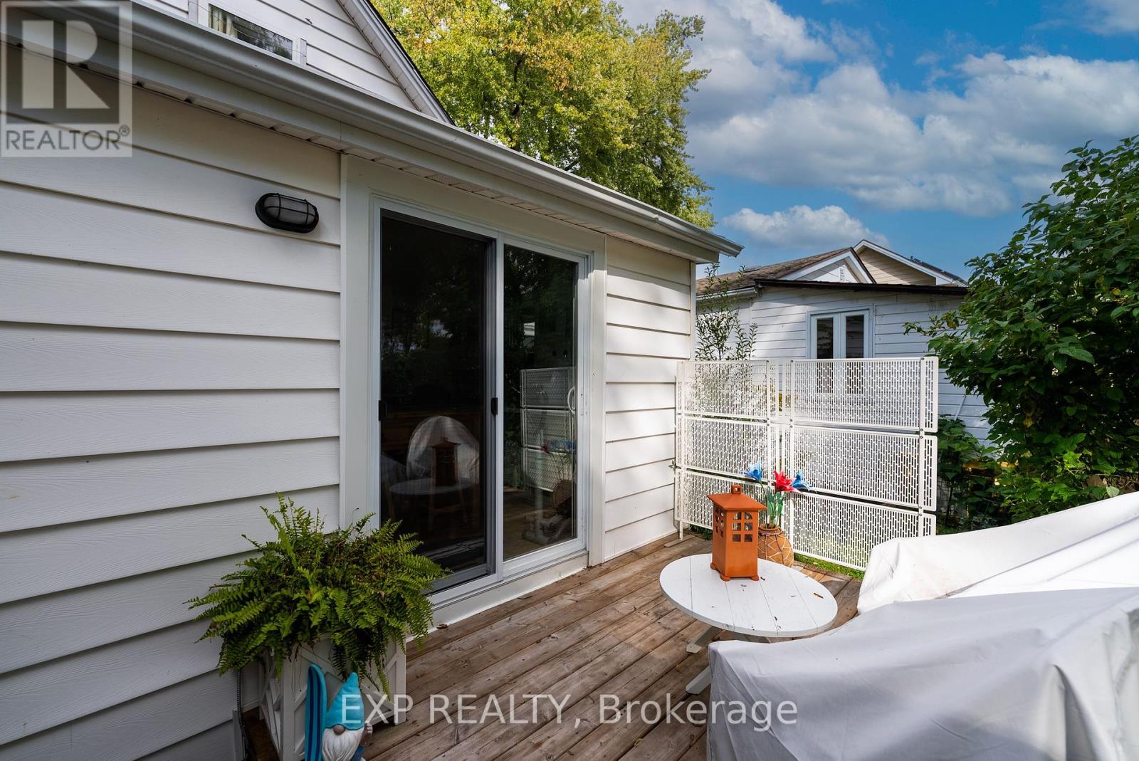 3791 Fairfield Avenue, Fort Erie, Ontario  L0S 1B0 - Photo 35 - X12431495