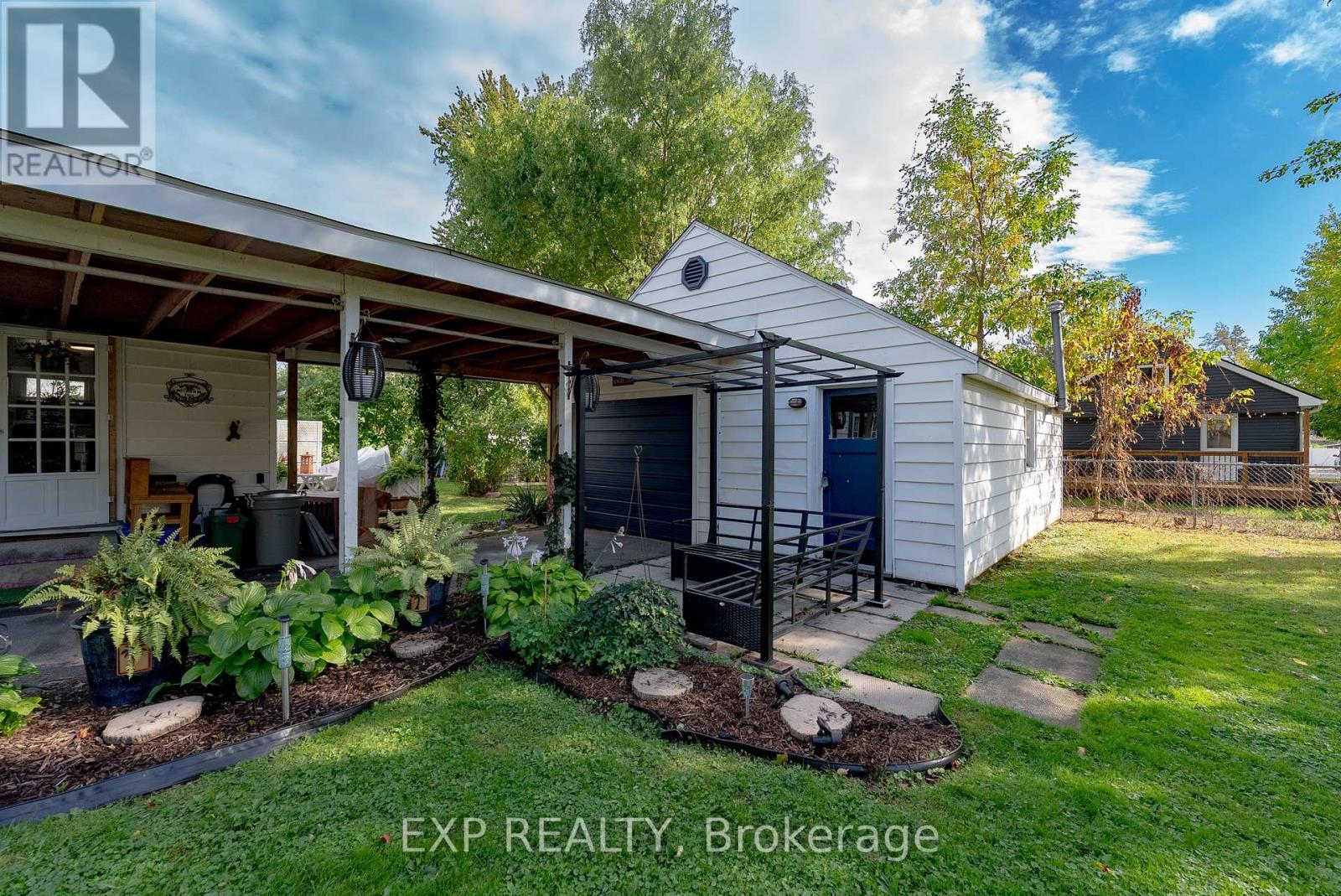3791 Fairfield Avenue, Fort Erie, Ontario  L0S 1B0 - Photo 43 - X12431495
