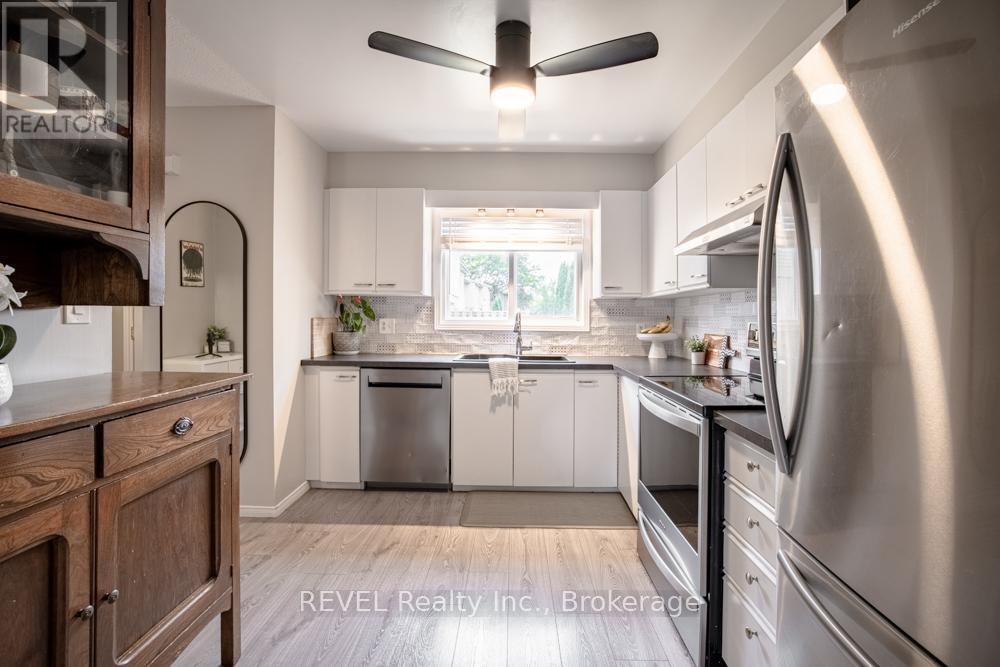 14 - 65 Dorchester Boulevard, St. Catharines, Ontario  L2M 7T3 - Photo 10 - X12432222
