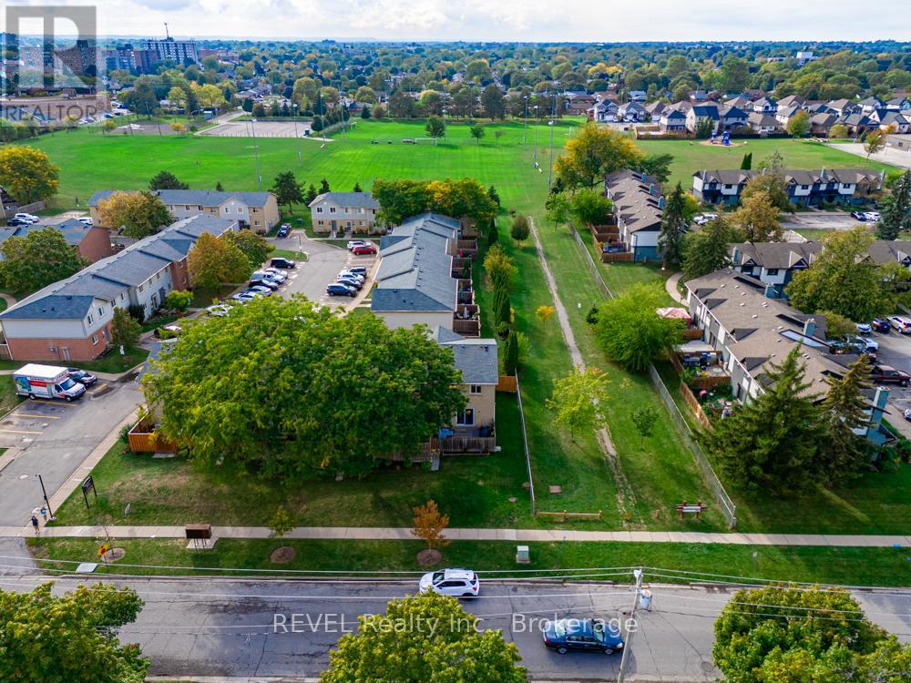 14 - 65 Dorchester Boulevard, St. Catharines, Ontario  L2M 7T3 - Photo 25 - X12432222