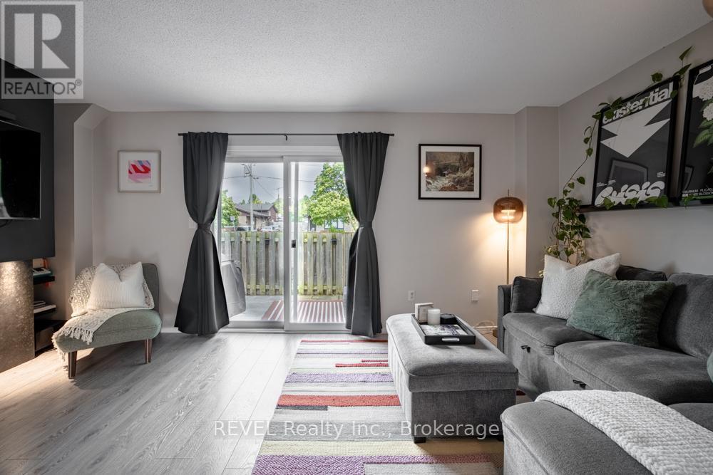 14 - 65 Dorchester Boulevard, St. Catharines, Ontario  L2M 7T3 - Photo 7 - X12432222