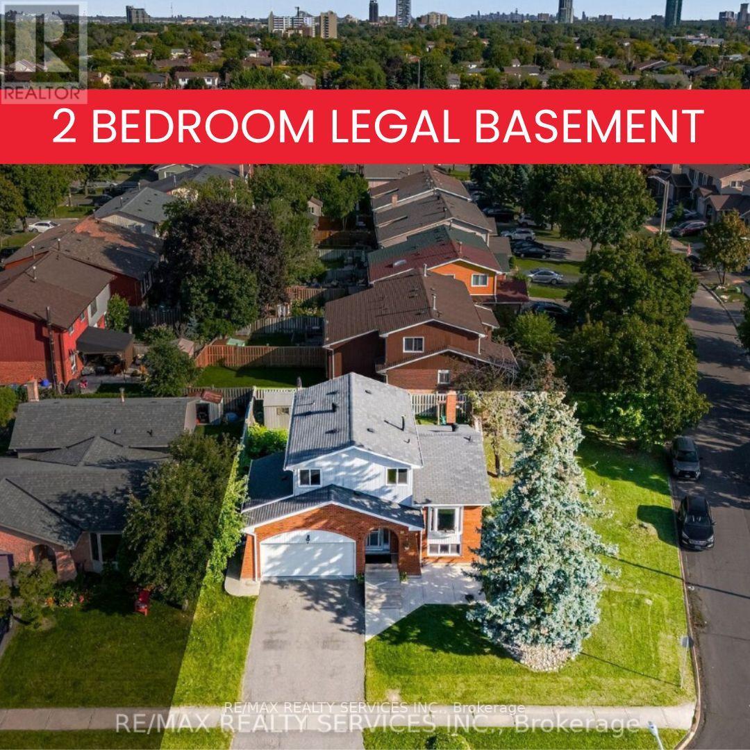 73 BLACKTHORN LANE, Brampton, Ontario