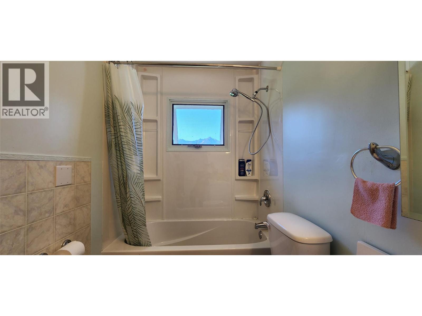 Lorem Ipsum Dolor Si, Golden, British Columbia  V0A  - Photo 12 - DEMO28216246