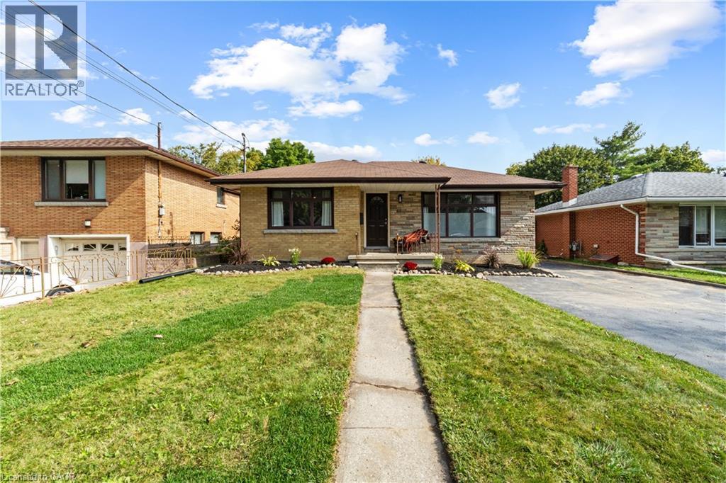 11 CALGARY Avenue, Guelph, Ontario