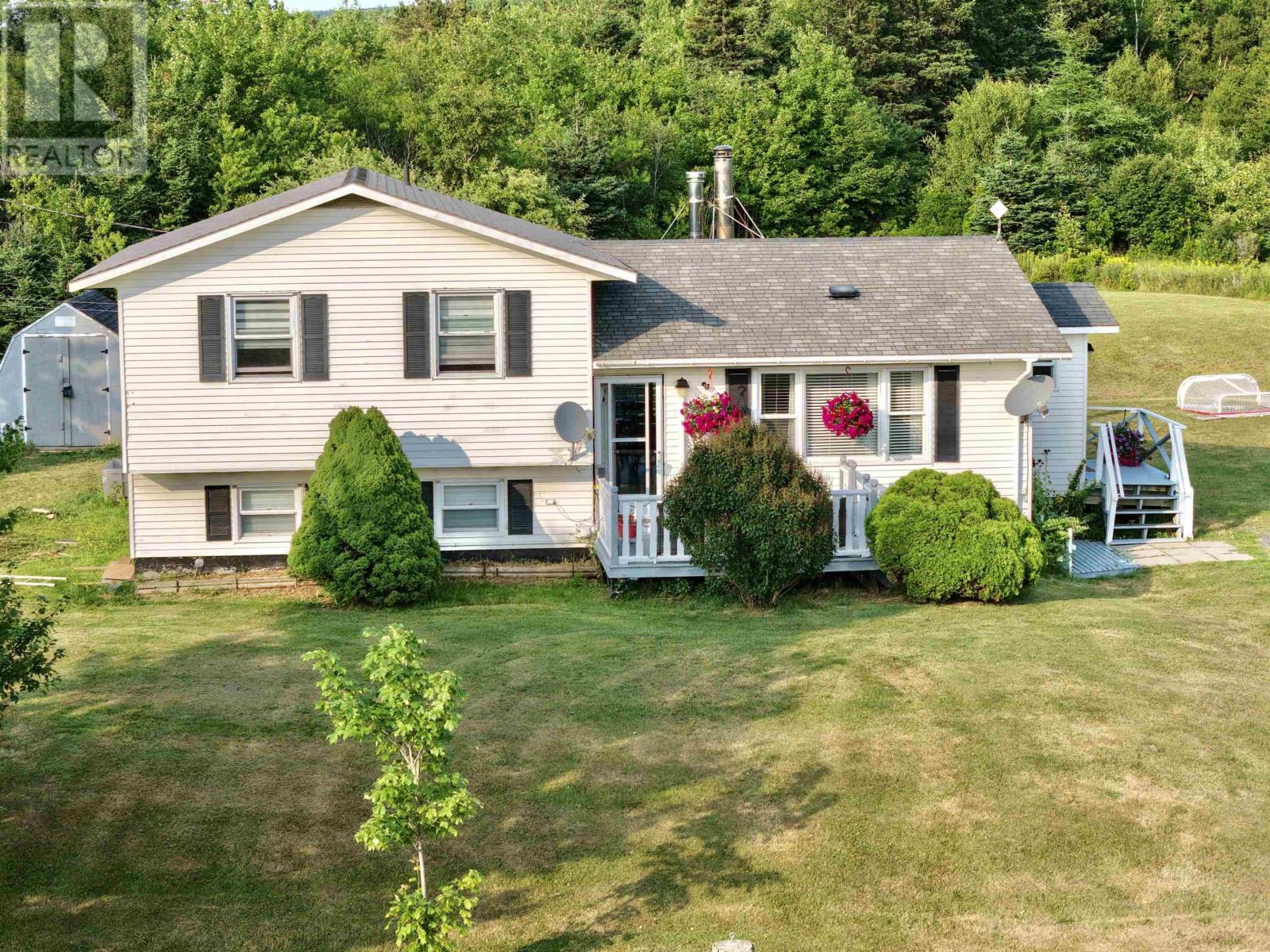 121 Pipers Lane, Inverside, Nova Scotia  B0E 1N0 - Photo 4 - 202518550