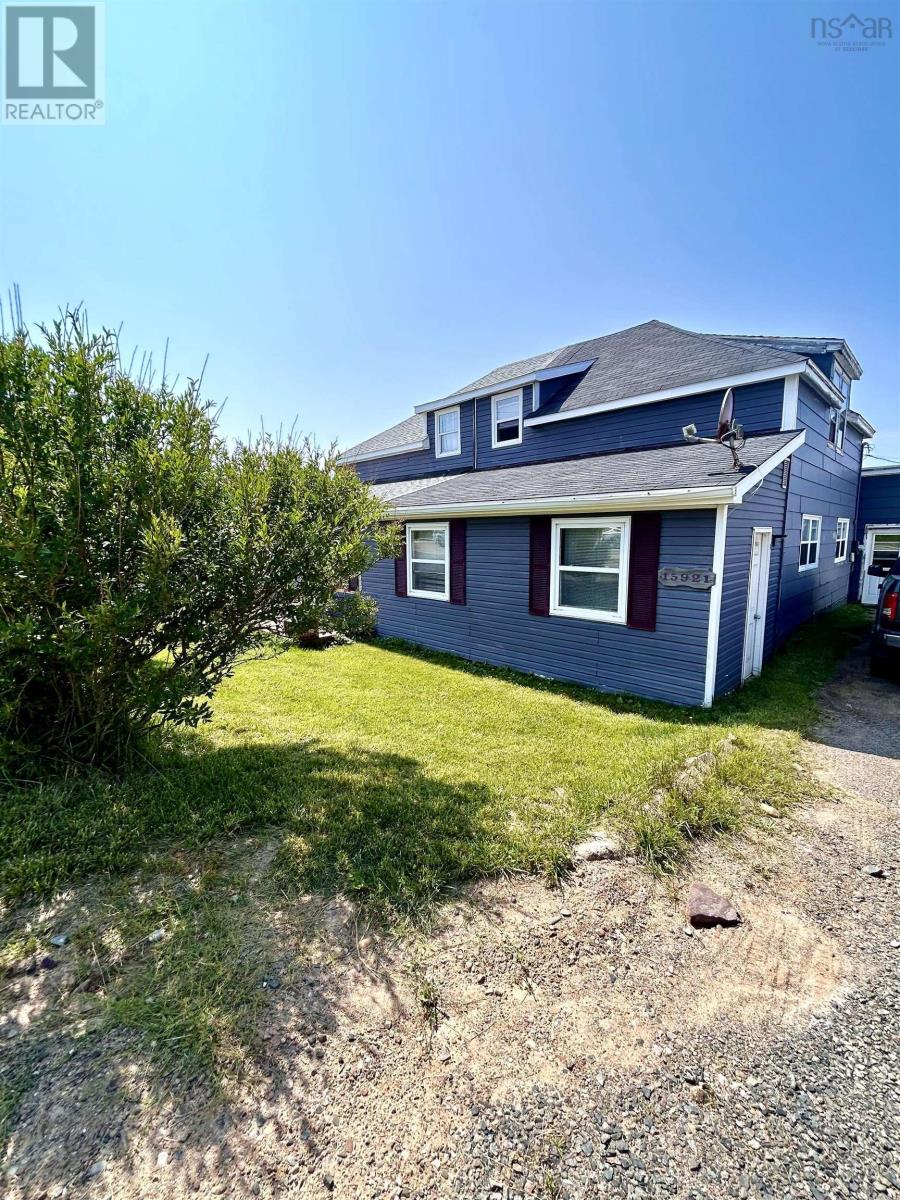 15921 Central Avenue, Inverness, Nova Scotia  B0E 1N0 - Photo 4 - 202518653