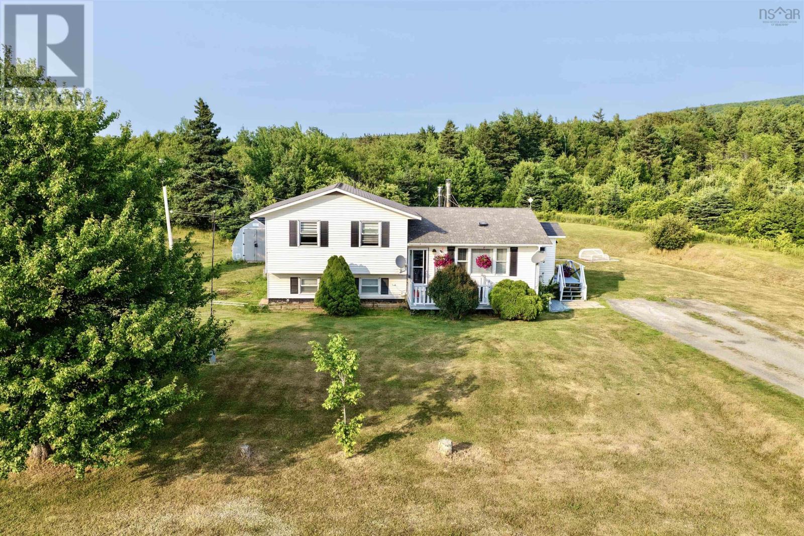 121 Pipers Lane, Inverside, Nova Scotia  B0E 1N0 - Photo 3 - 202518550