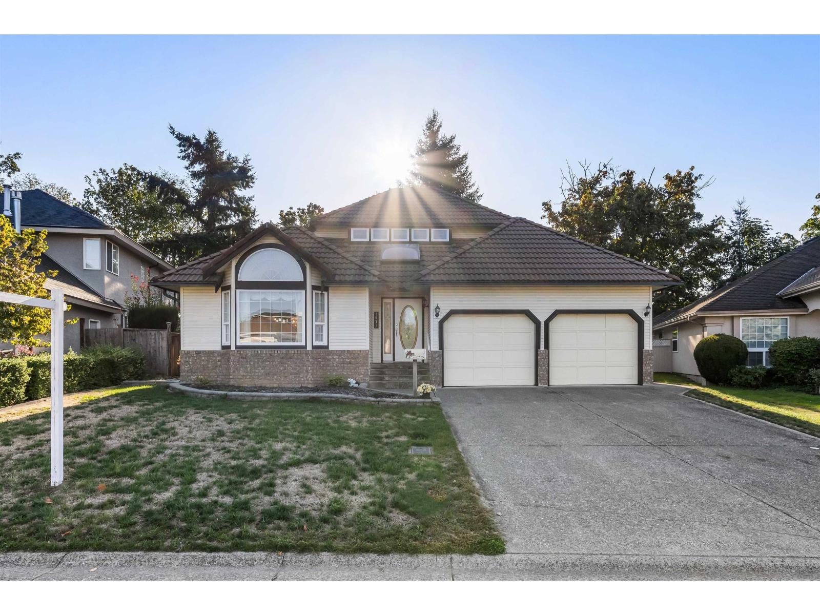 2971 Southern Crescent, Abbotsford, British Columbia  V2T 5H8 - Photo 1 - R3052146