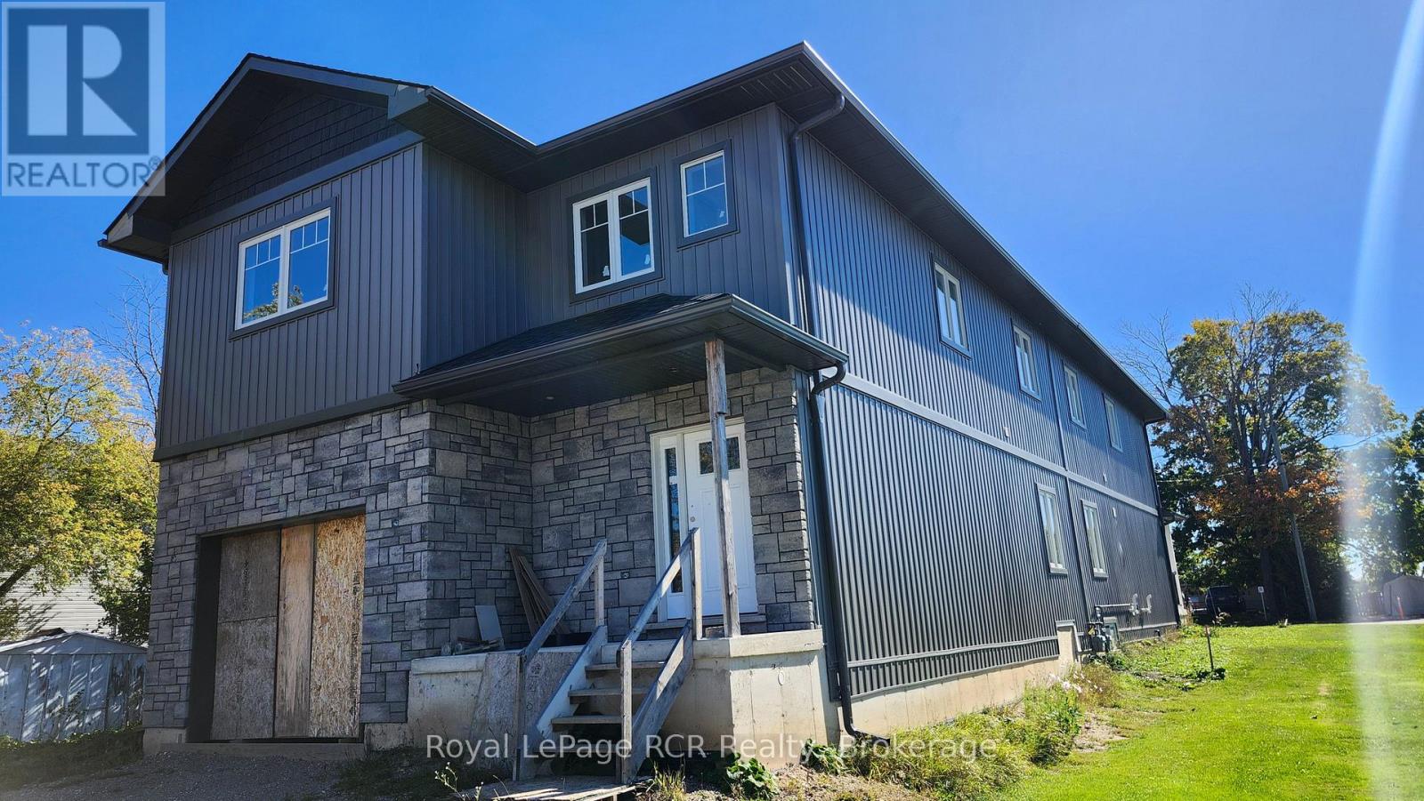 140 Gold Street W, Southgate, Ontario  N0C 1B0 - Photo 1 - X12068026