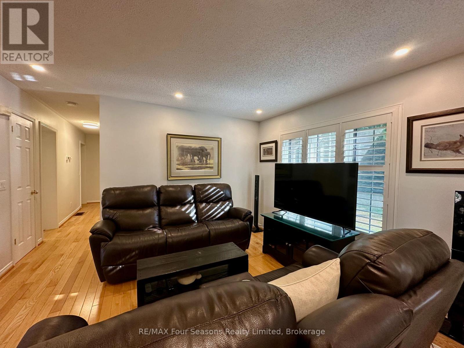 6853 Pine Plains Road, Adjala-Tosorontio, Ontario  L0M 1J0 - Photo 22 - N12341897